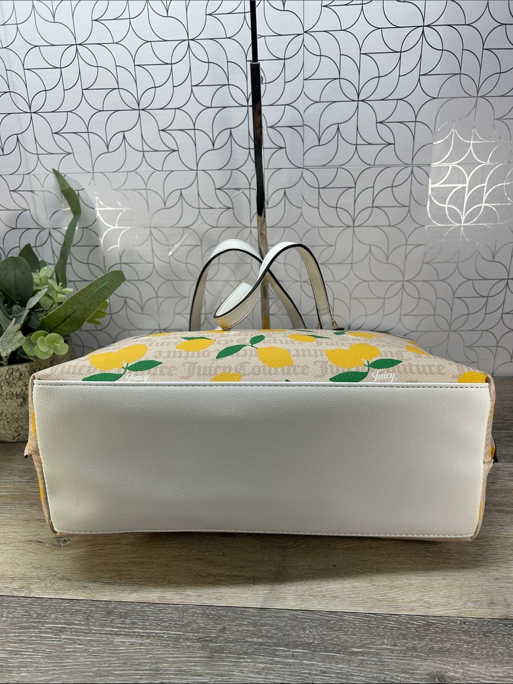 3580 Juicy Couture Fruitful Lemon Tote 083580 - Picture 3 of 12
